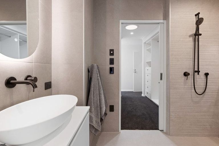 Photo of property in 12a Holmwood Road, Merivale, Christchurch, 8014