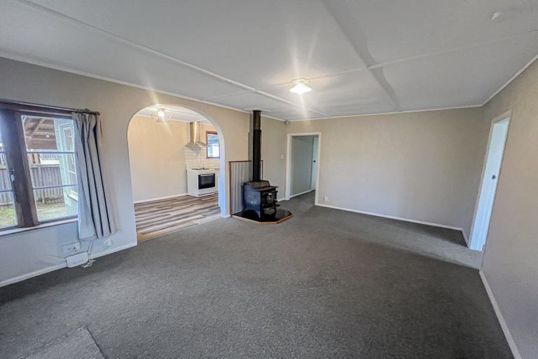 Photo of property in 10 Victor Street, Dannevirke, 4930