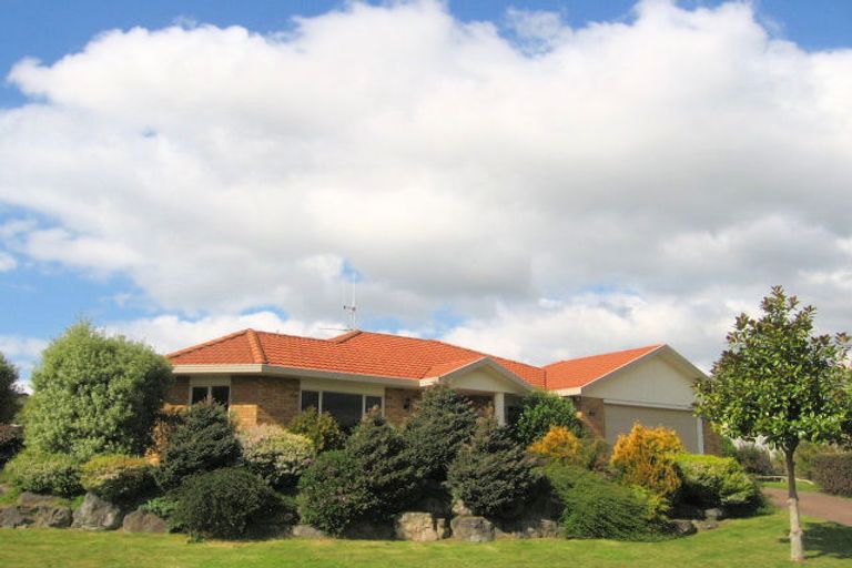 Photo of property in 60 Stableford Drive, Pyes Pa, Tauranga, 3112