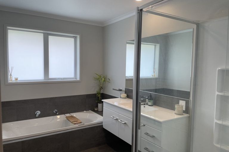 Photo of property in 12 Farrier Street, Papamoa, 3118