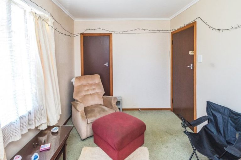 Photo of property in 45 Thatcher Street, Castlecliff, Whanganui, 4501