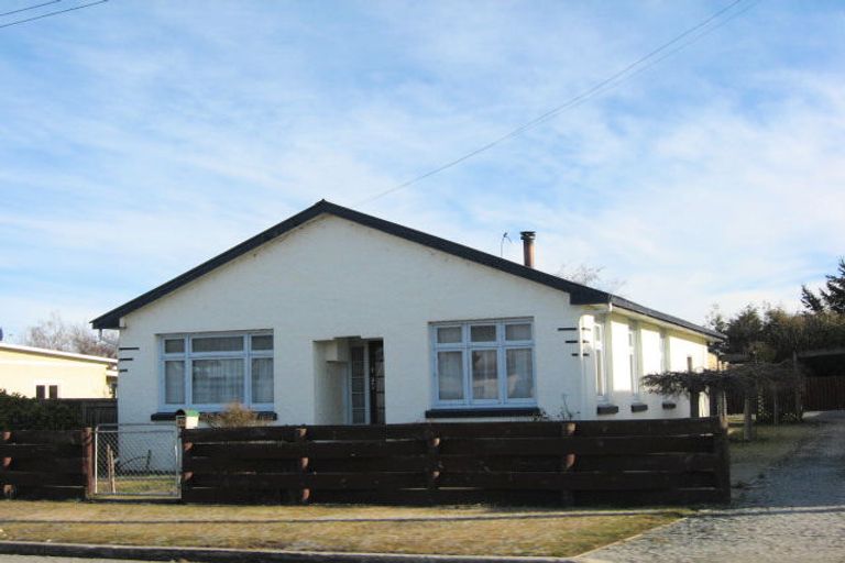 Photo of property in 20 Stafford Street, Ranfurly, 9332