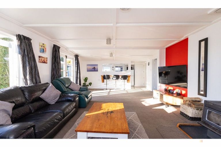 Photo of property in 34 Augustine Street, Waimate, 7924