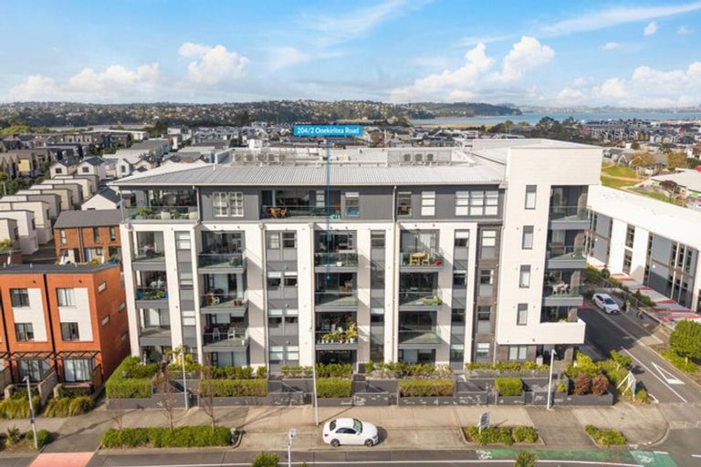Photo of property in 204/2 Onekiritea Road, Hobsonville, Auckland, 0616
