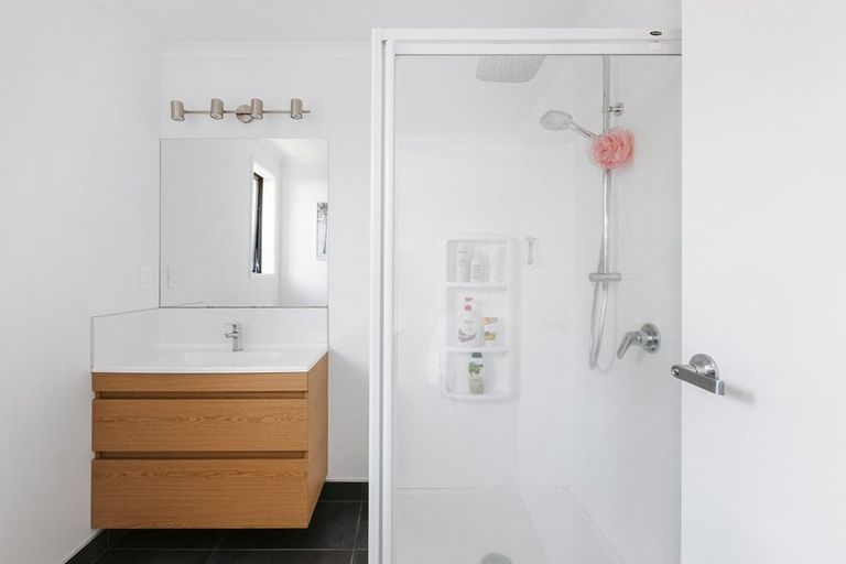 Photo of property in 55 Hills View Drive, Papamoa, 3118