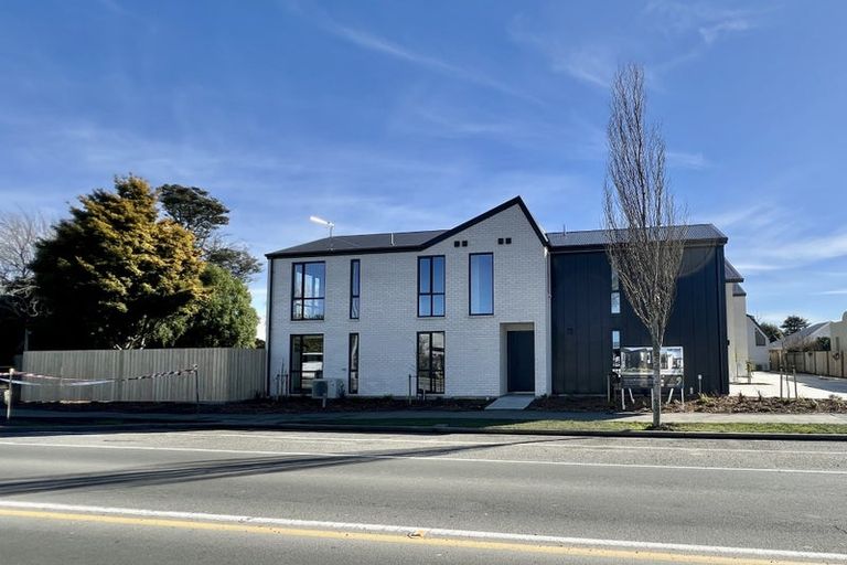 Photo of property in 4/133 Blighs Road, Strowan, Christchurch, 8052