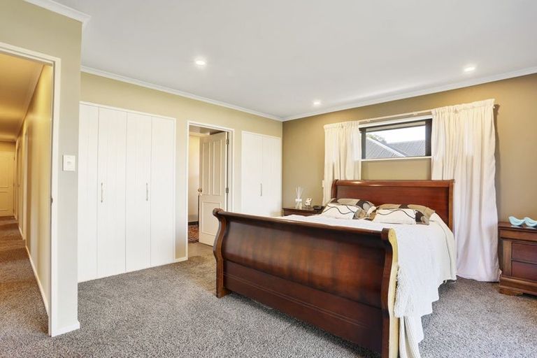 Photo of property in 5 Hinton Place, Rangiora, 7400
