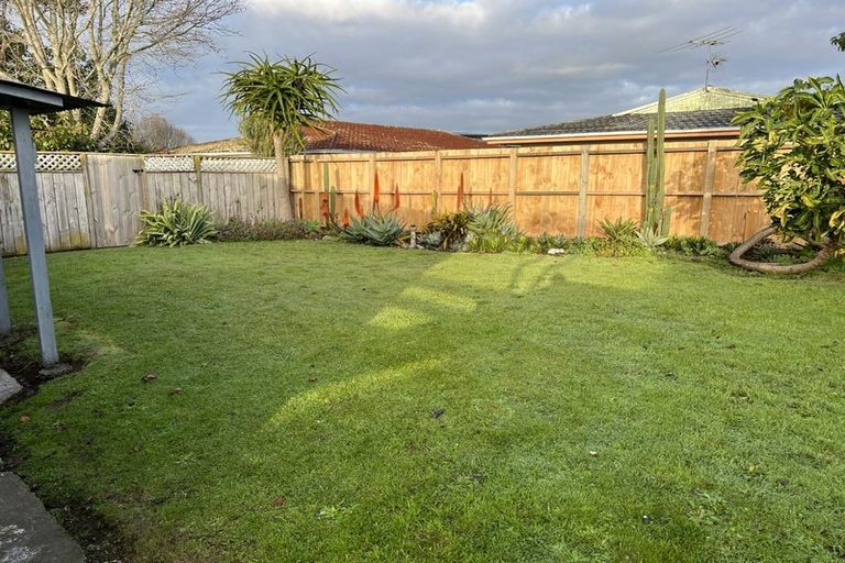 Photo of property in 3/35 Trentham Road, Papakura, 2110