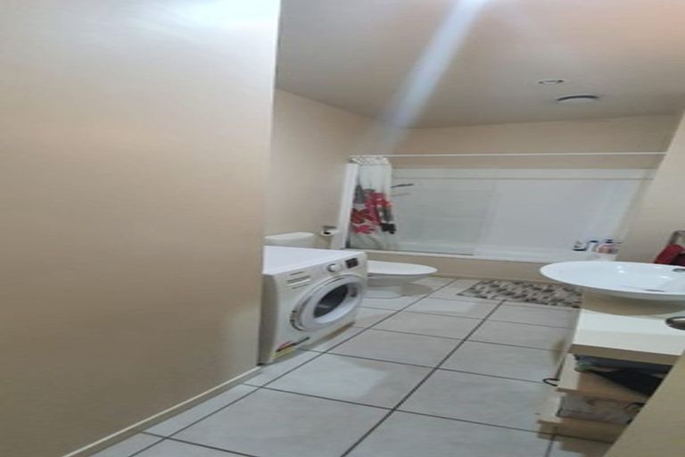 Photo of property in 1/206 Manuka Road, Bayview, Auckland, 0629