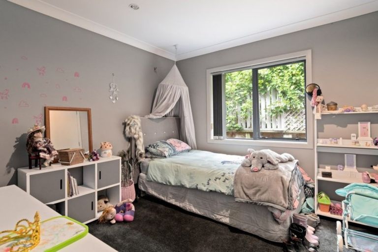 Photo of property in 16 Olive Close, Omokoroa, 3114