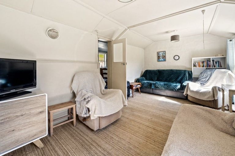 Photo of property in Ledingham Cottage, 46 Mcskimming Road, Patearoa, 9398