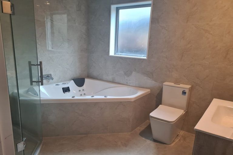 Photo of property in 5a Pandora Rise, Huntly, 3700