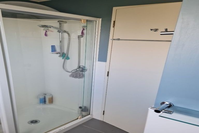 Photo of property in 2/223 Hibiscus Coast Highway, Red Beach, 0932