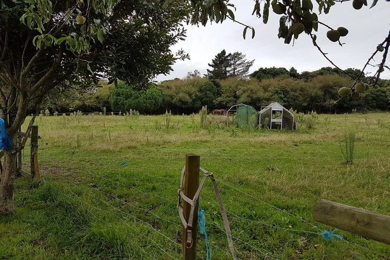 Photo of property in 123 Riverbank Road Extension, Otaki, 5512