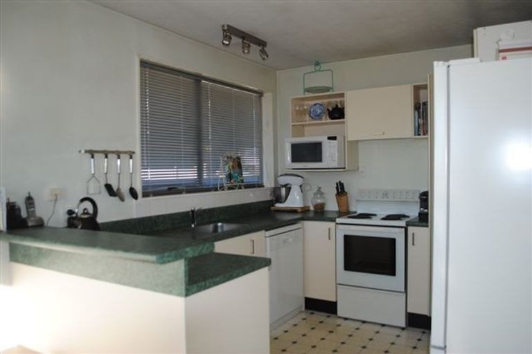 Photo of property in 19 Bidwell Place, Hillmorton, Christchurch, 8025