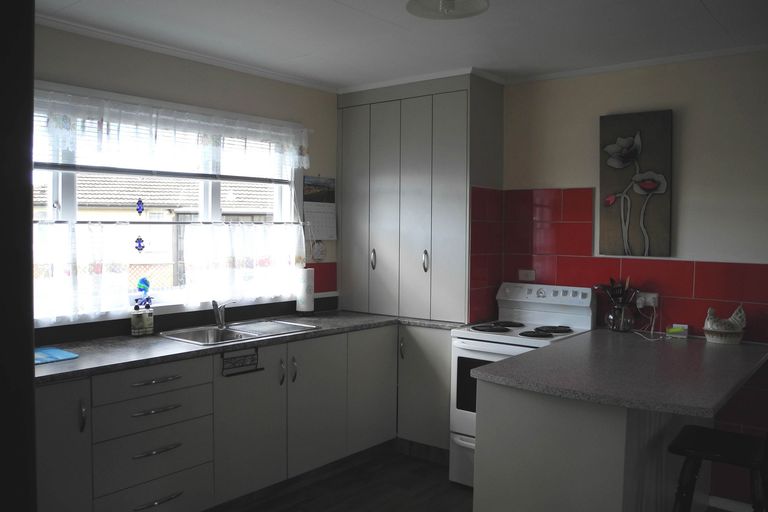 Photo of property in 17 Rugby Street, Waimate, 7924