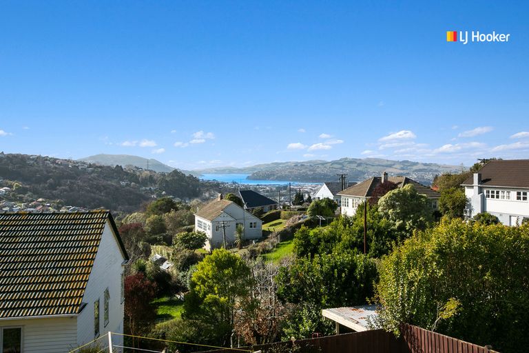 Photo of property in 37 Riselaw Road, Calton Hill, Dunedin, 9012