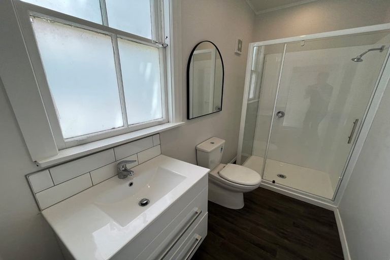 Photo of property in 212 The Terrace, Wellington Central, Wellington, 6011