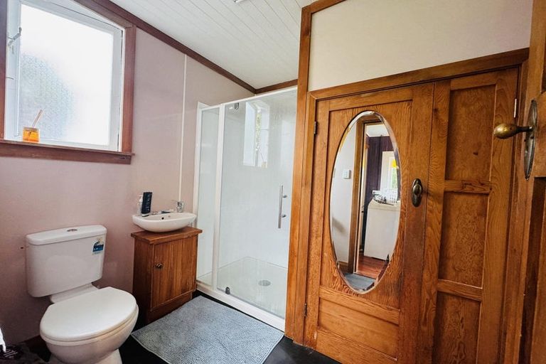 Photo of property in 64 Limbrick Street, Terrace End, Palmerston North, 4410