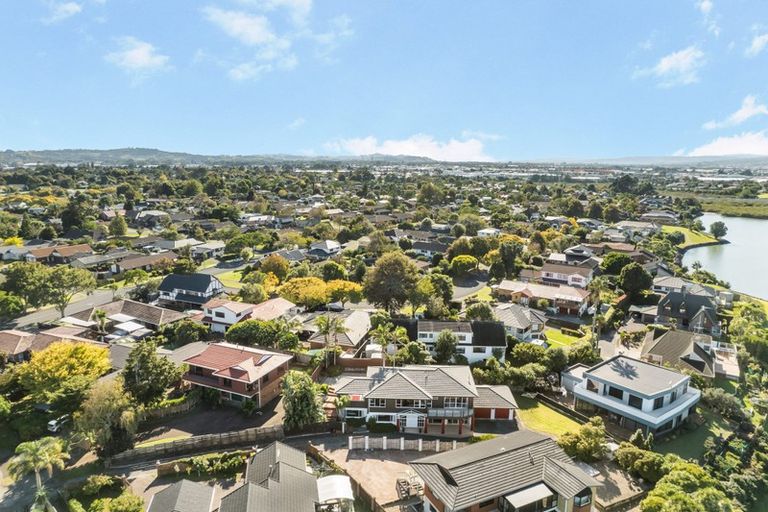 Photo of property in 8 Aztec Place, Conifer Grove, Takanini, 2112