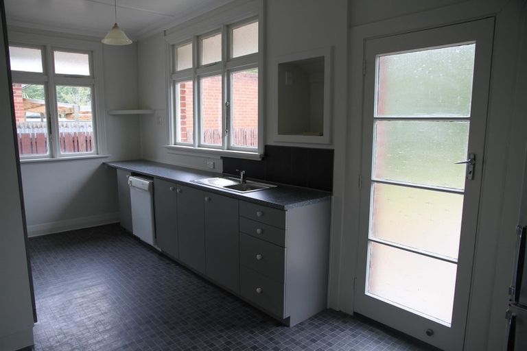 Photo of property in 24 Selwyn Street, North East Valley, Dunedin, 9010