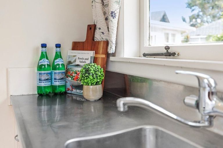 Photo of property in 2/41 Turret Road, Tauranga South, Tauranga, 3112