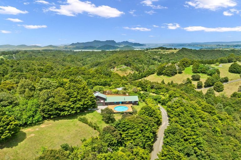 Photo of property in 22 Kohinui Heights Rise, Parua Bay, 0192