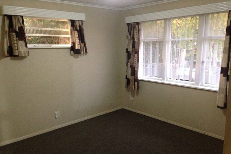 Photo of property in 33 Routley Crescent, Elderslea, Upper Hutt, 5018