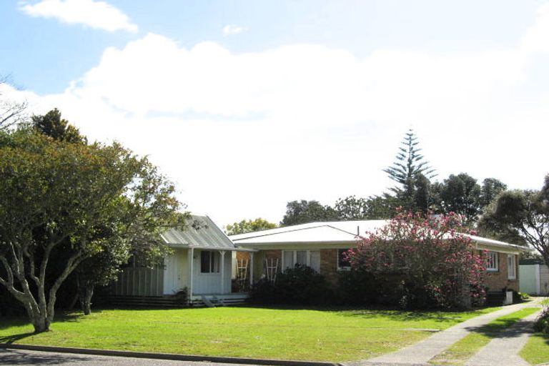 Photo of property in 42 Barry Avenue, Whakatane, 3120