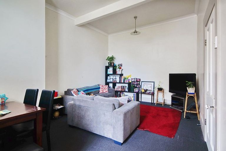 Photo of property in 9 Carr Street, North East Valley, Dunedin, 9010