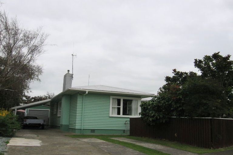 Photo of property in 16 Sefton Avenue, Highbury, Palmerston North, 4412