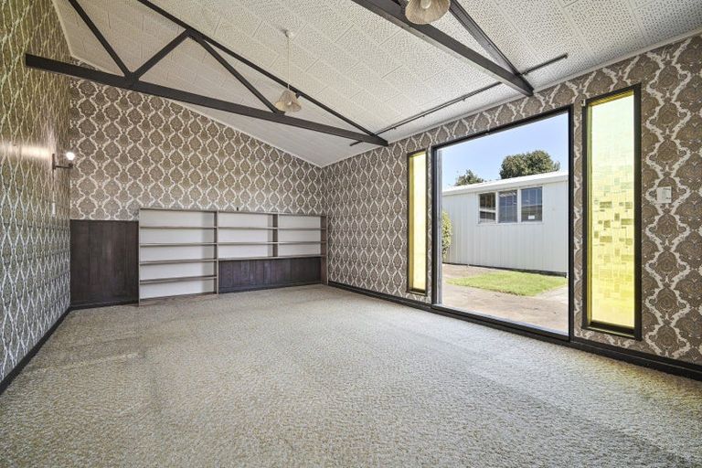 Photo of property in 612 Ballantyne Street, Frimley, Hastings, 4120