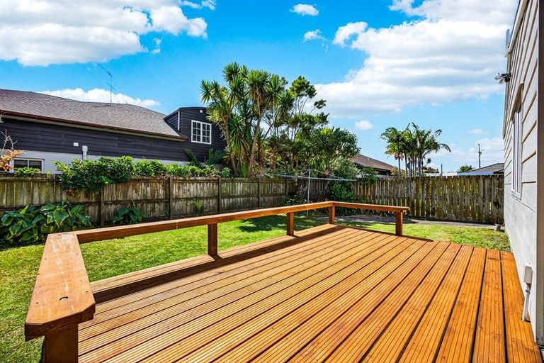 Photo of property in 49c Bay Street, Red Beach, 0932