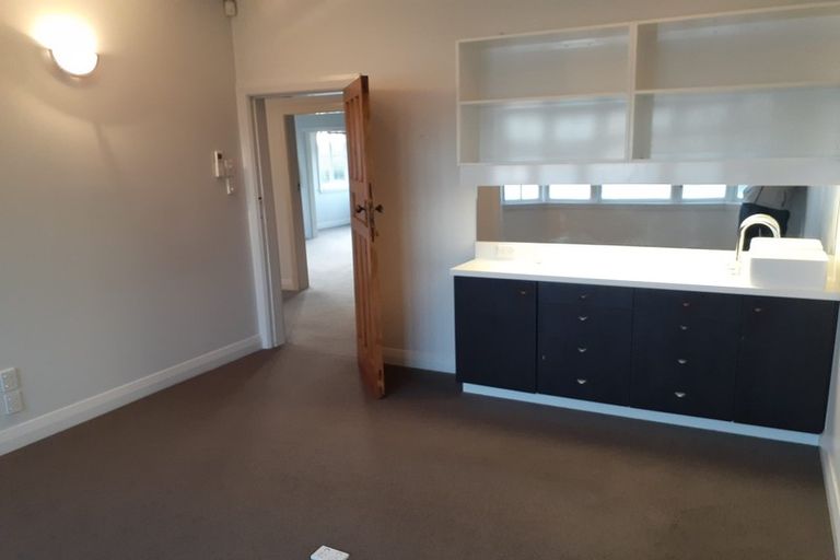 Photo of property in 162 Clarence Street, Riccarton, Christchurch, 8011