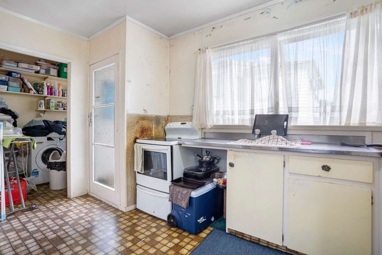 Photo of property in 72 Thompson Terrace, Manurewa, Auckland, 2102