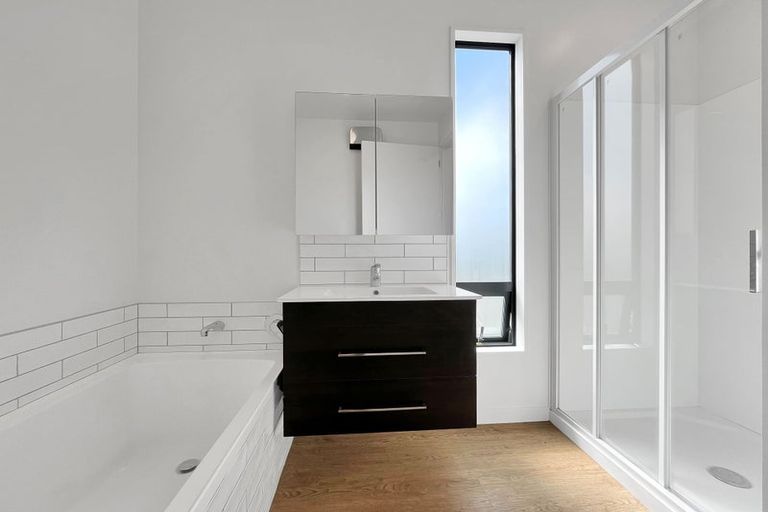 Photo of property in 124 Warden Street, Shirley, Christchurch, 8013