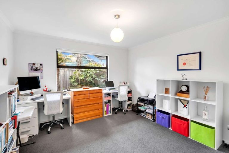 Photo of property in 29 Araucana Way, Burwood, Christchurch, 8083