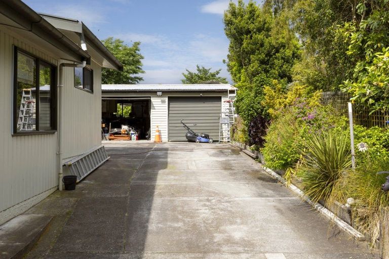 Photo of property in 4 Green Place, Richmond Heights, Taupo, 3330
