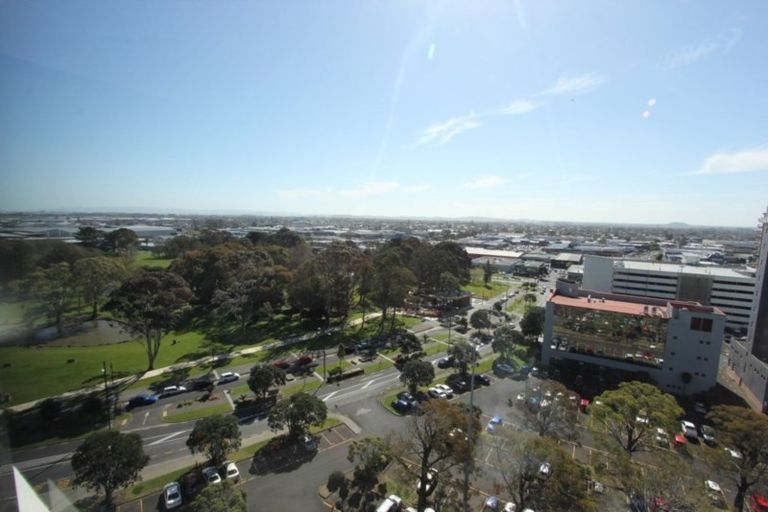 Photo of property in Twin Towers, 1102/17 Putney Way, Manukau, Auckland, 2104