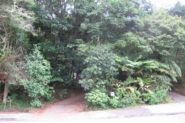 Photo of property in 74 Wood Bay Road, Titirangi, Auckland, 0604