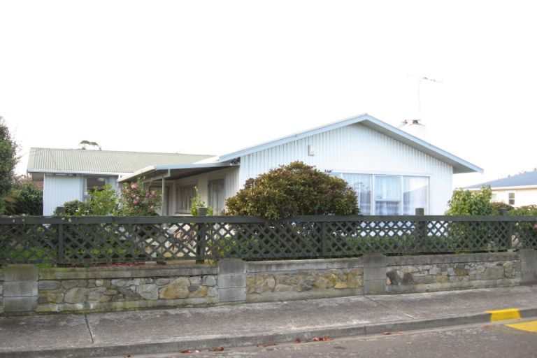 Photo of property in 22 Iti Street, Otaki, 5512