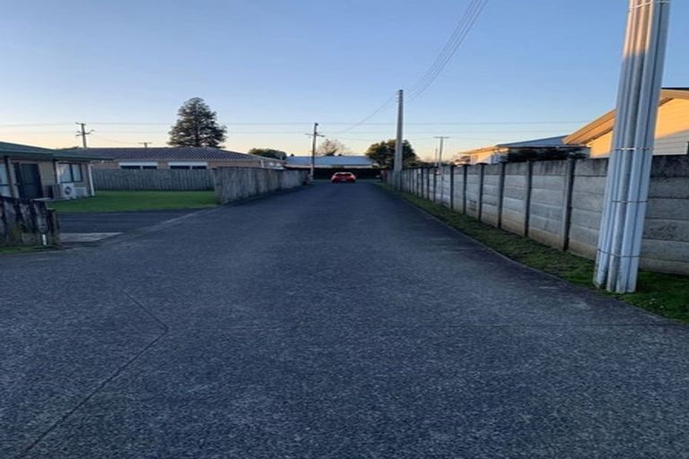 Photo of property in 1/75 Settlement Road, Papakura, 2110
