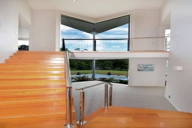 Photo of property in 137 Wade River Road, Wade Heads, Whangaparaoa, 0932