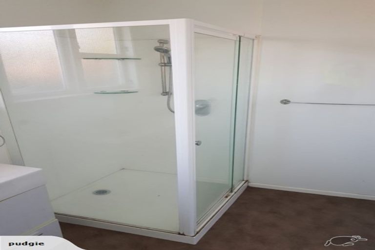 Photo of property in 37 Disraeli Street, Hawera, 4610