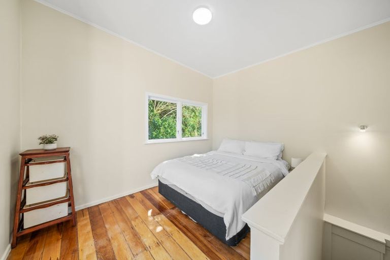 Photo of property in 105 Donald Street, Karori, Wellington, 6012