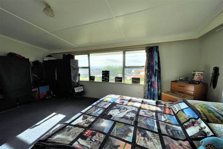 Photo of property in Kaitangata School, 48 Poole Street, Kaitangata, 9210