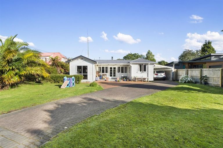 Photo of property in 12a Willow Avenue, Hannahs Bay, Rotorua, 3010