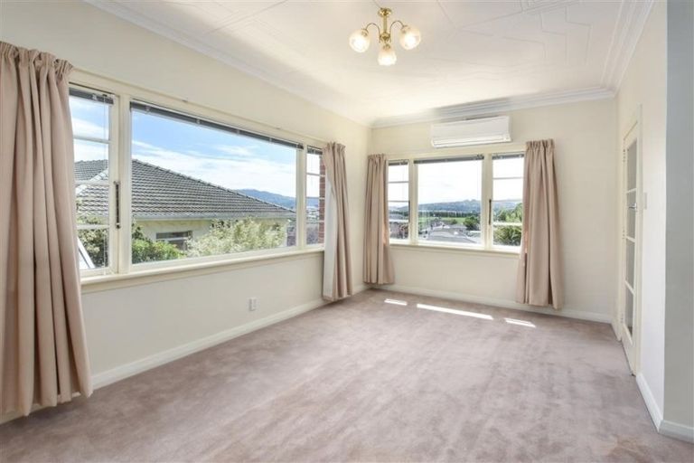 Photo of property in 94 Forbury Road, Saint Clair, Dunedin, 9012