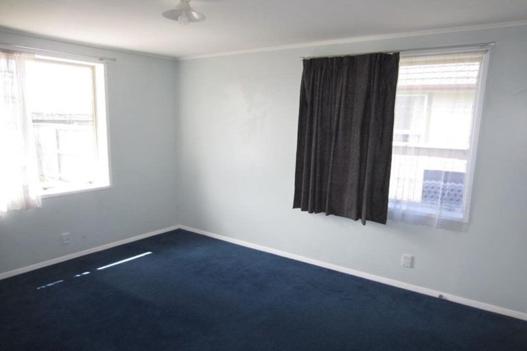 Photo of property in 74 Heath Street, St Andrews, Hamilton, 3200