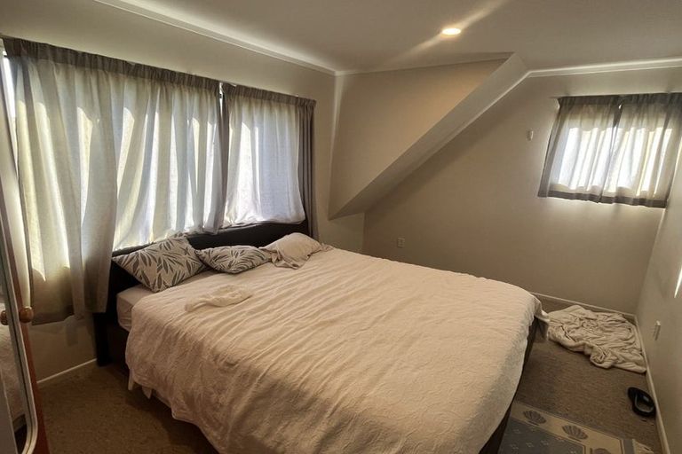 Photo of property in 48 Lakeside Drive, Orewa, 0931